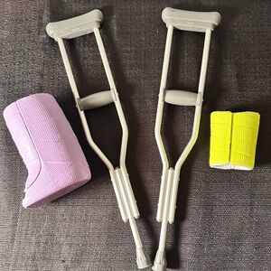 American Girl Doll Crutches Feel Better Kit for Dolls Cast